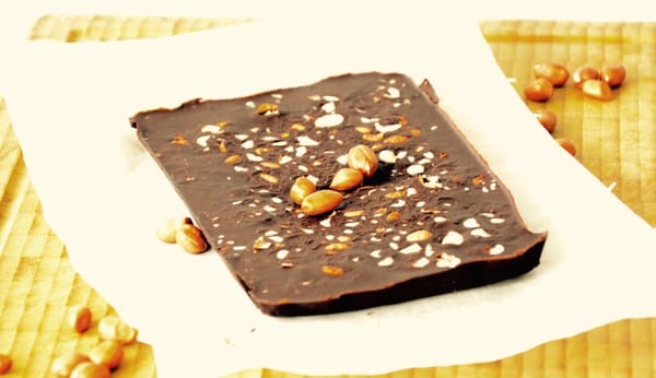 Chokladkaka med jordnötter - Gästinlägg och recept - Baka Sockerfritt