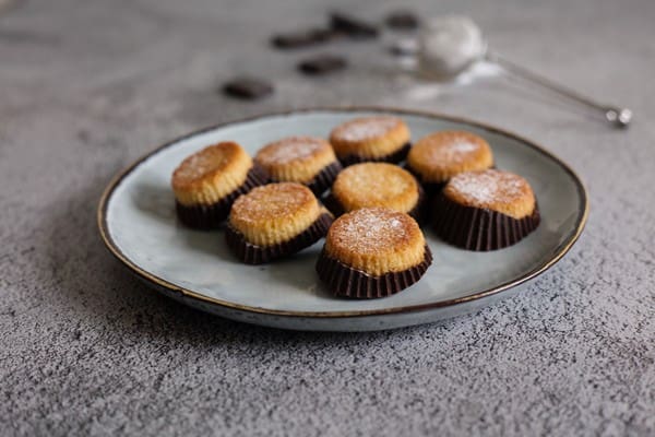 Peanut Butter Cups, utan tillsatt socker - Baka Sockerfritt