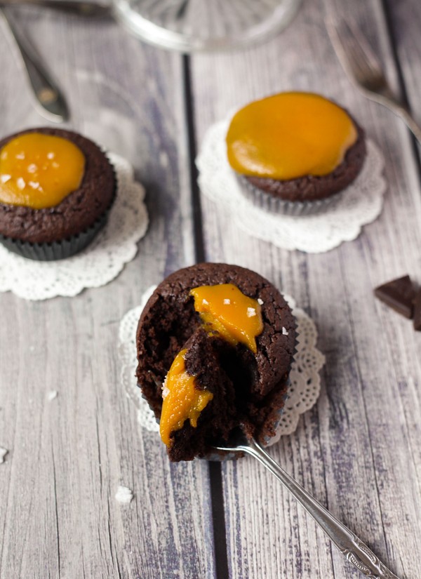Chokladmuffins med saffranskola - Baka Sockerfritt