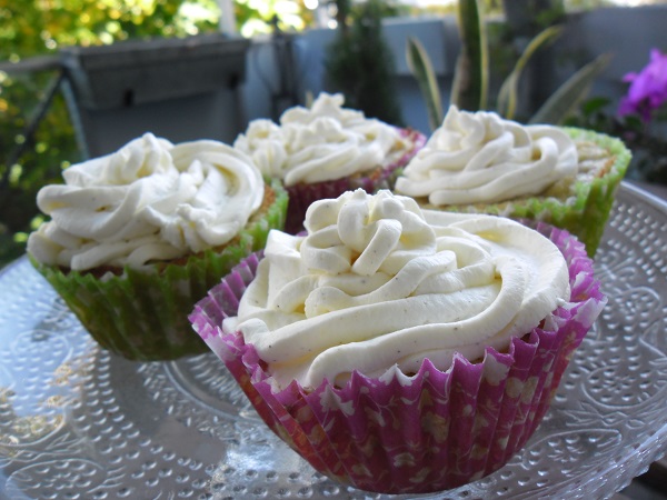 Päronmuffins med mazarinsmak - Baka Sockerfritt