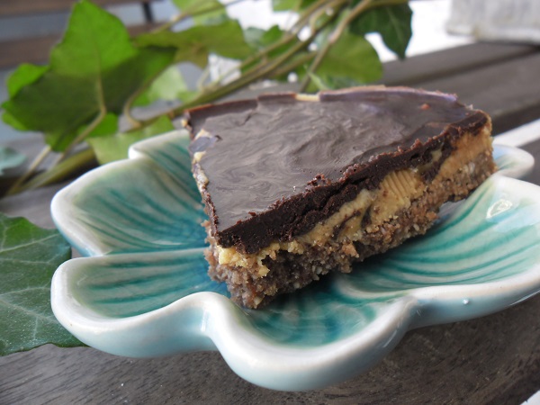 Cashew- och jordnötstårta - Baka Sockerfritt