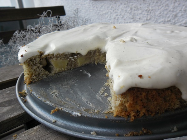Saftig äppelkaka med krämig topping - Baka Sockerfritt