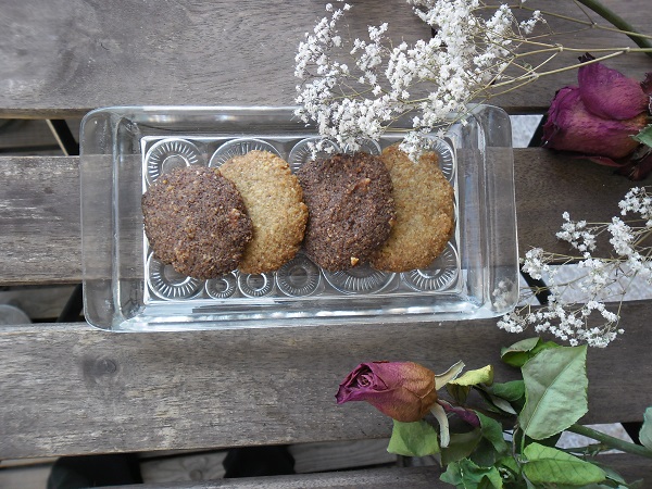 Småkakor med val- och cashewnötter - Baka Sockerfritt